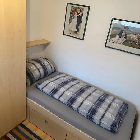 La Prada - 2 Zimmerwohnung Mit 40m2 Fuer Max. 3 Personen Appartement Laax
